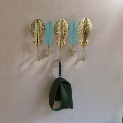 Super 99 Designer Decorative Leaf Shape Wall Hooks |5 Hooks (Golden)- Size: 20cmX29cm