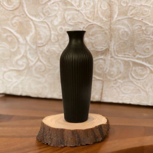 Super99 Ceramic Designer Flower Vase for Artificial /Real Flowers Home Decoration | laminated and Matt finish|Flower Vase for Living Room Decor Corner | Ceramic Flower Vases | Black - Weight - 330gm Size- 8 cm X 20.5 cm