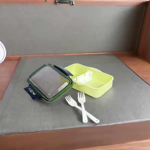 Super 99 Lunch Box with Lid, Spoon & Fork  500ml–Green (Plastic)|Transparent Lid |Microwave Safe|Dishwasher Safe-Size:  19cm X 12.5cm X 7cm